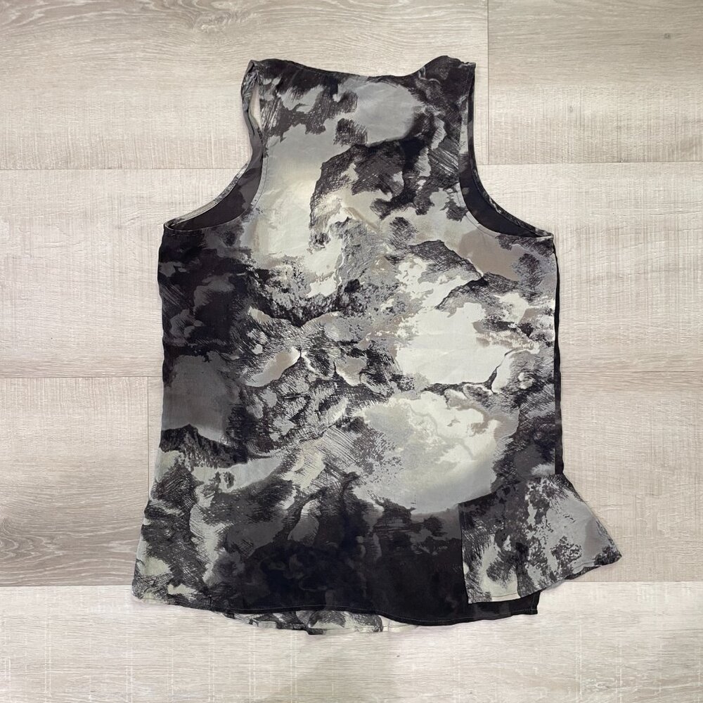 Flowy Ruffle Hem Tank - Picture 6 of 6